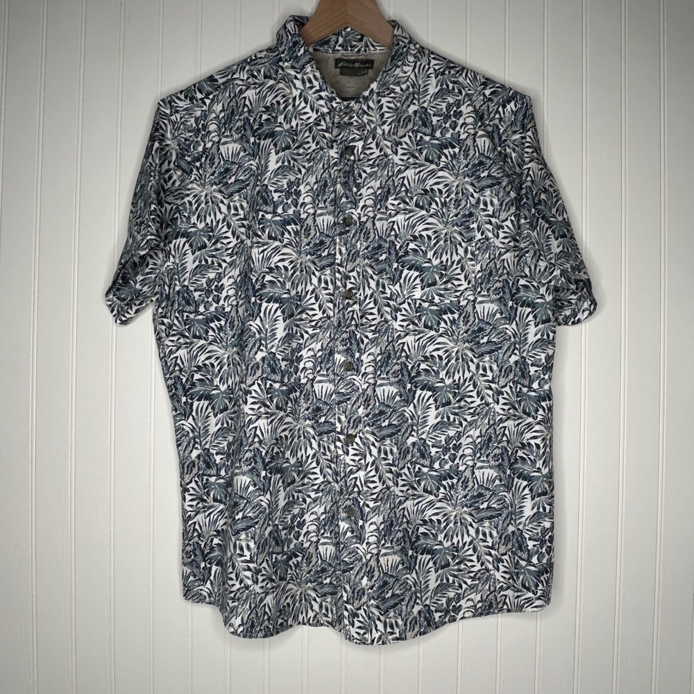 Eddie Bauer Mens Shirt L Blue Tropical Palm Leaf Ventilated Outdoor Button Down